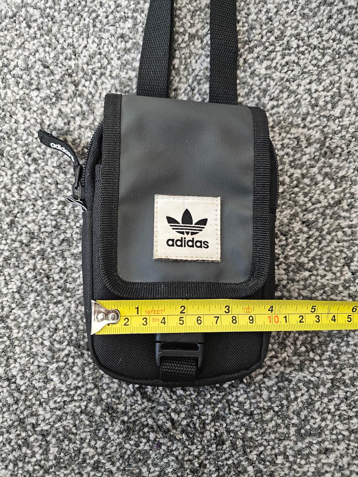 Adidas Small Cross Body Shoulder Pouch/Bag -