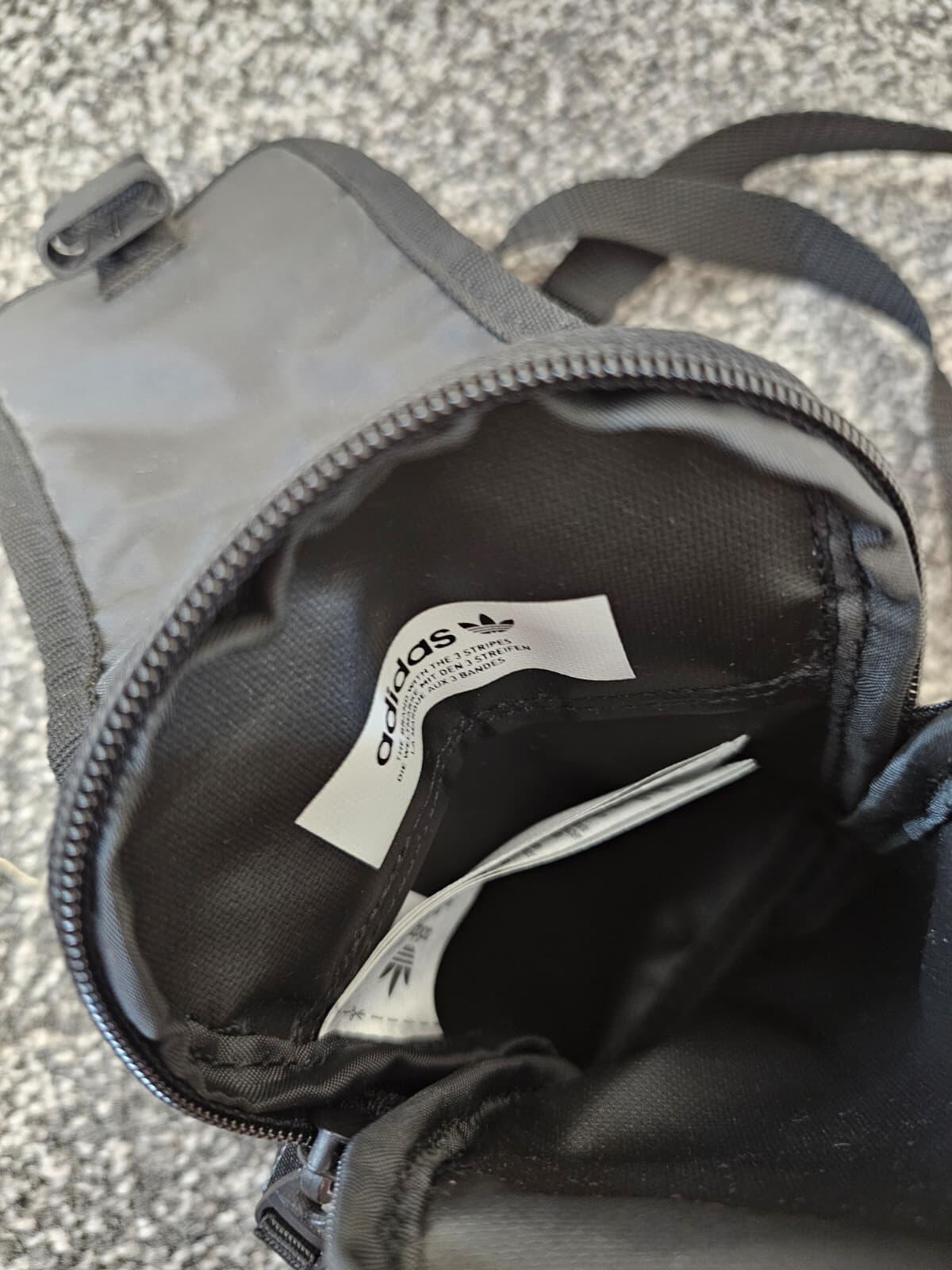 Adidas Small Cross Body Shoulder Pouch/Bag -