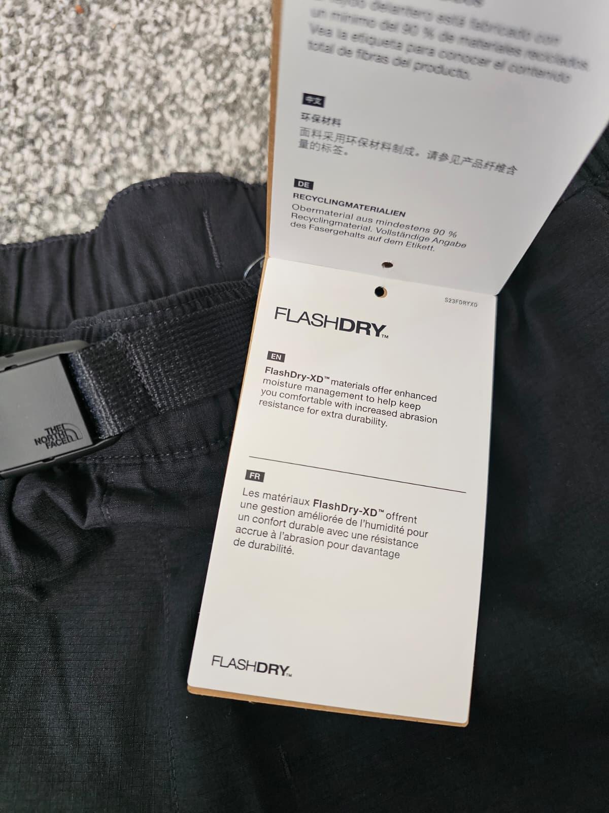 The North Face Black Flash Dry Water Resistant Casual/Walking Shorts - S/30-32
