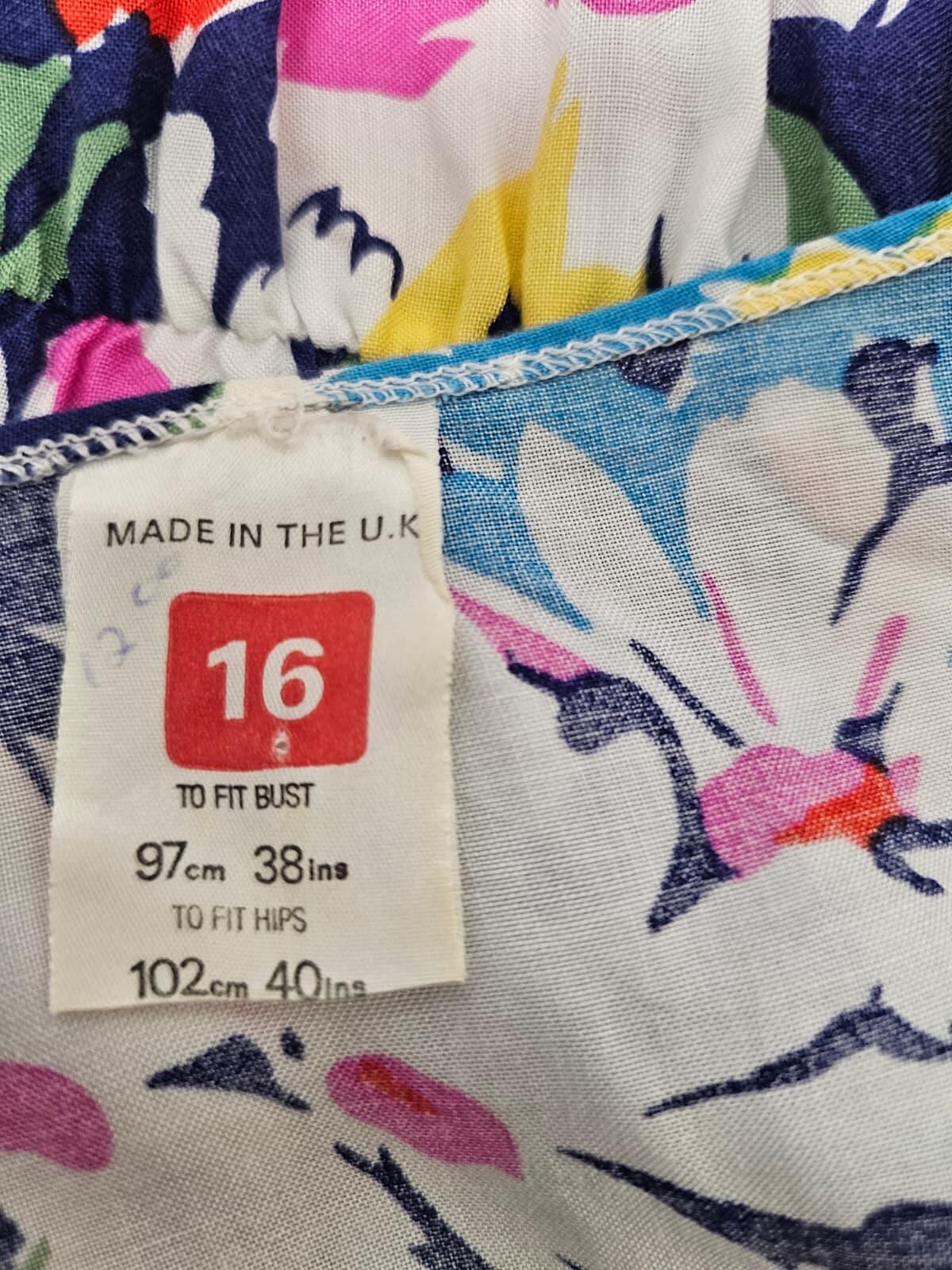 Vintage 'Made In UK' 1980's Style V‑neck Floral print Midi Day Dress - UK 16
