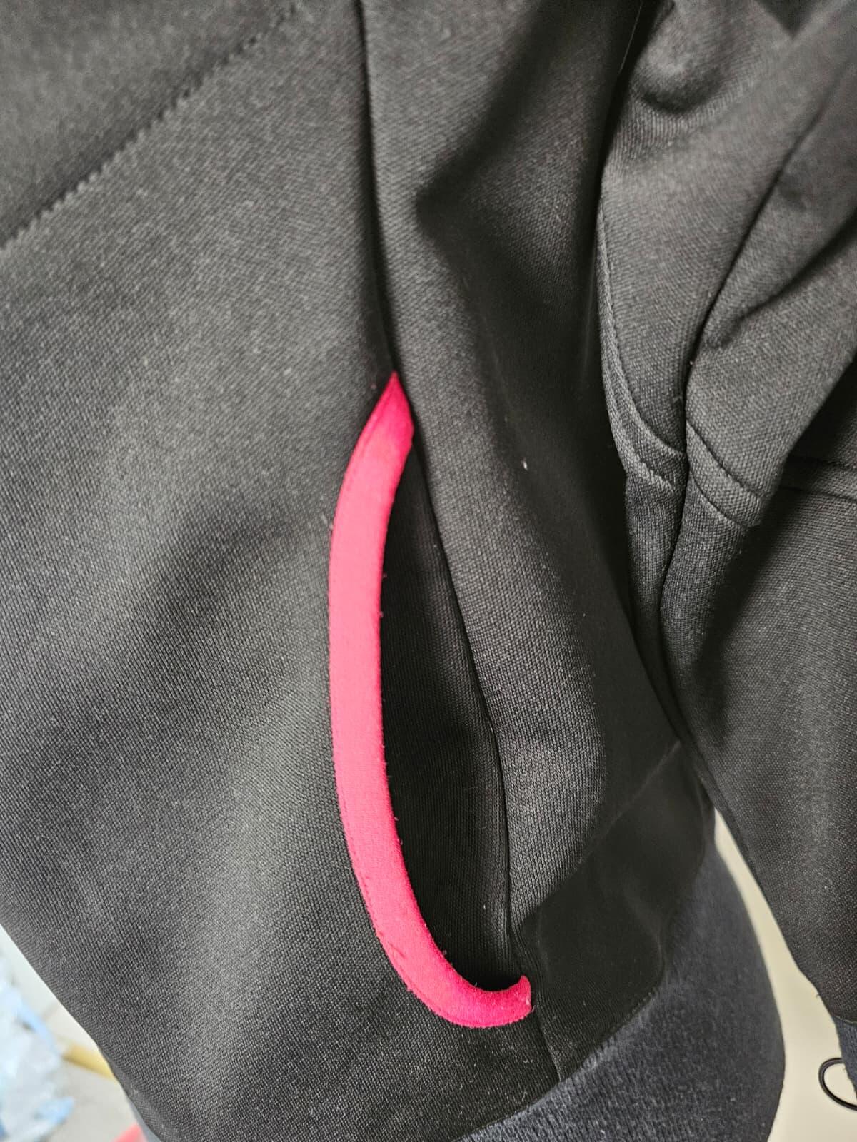 Columbia Women's Full Zip Tracksuit Style Jacket - M/Medium - Black/Red