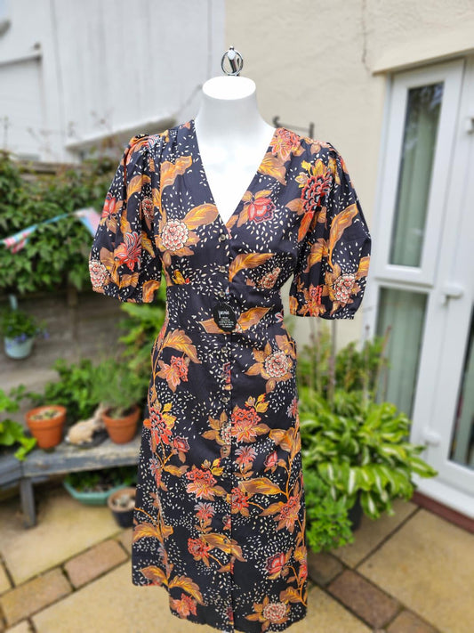 Joanie Rebecca Black Chintz Floral Print Puff Sleeve Button Midi Dress - UK 14
