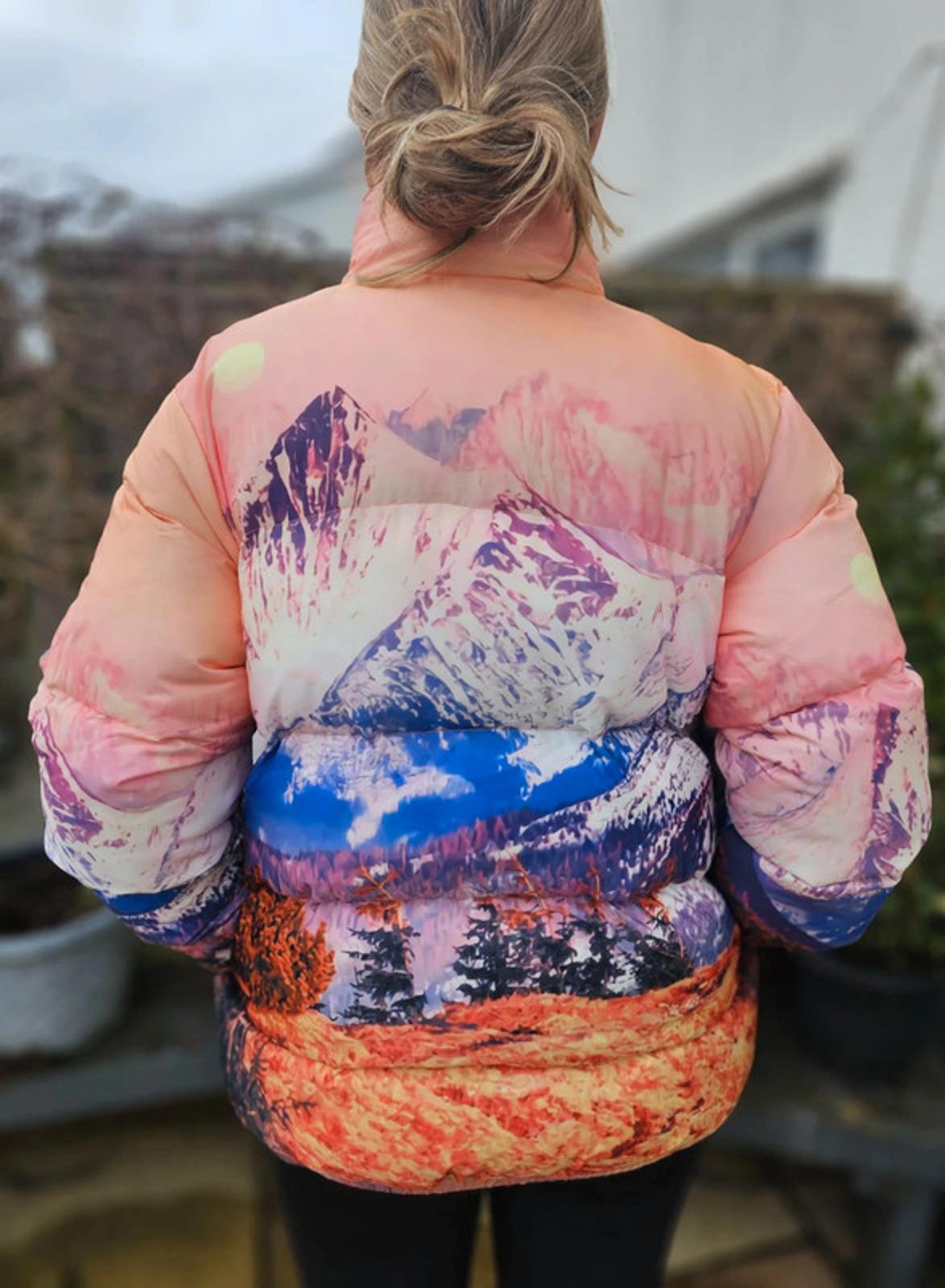 Women's Nasty Gal Mountain Print Puffer Jacket Coat - 8/10 Winter Warm Statement