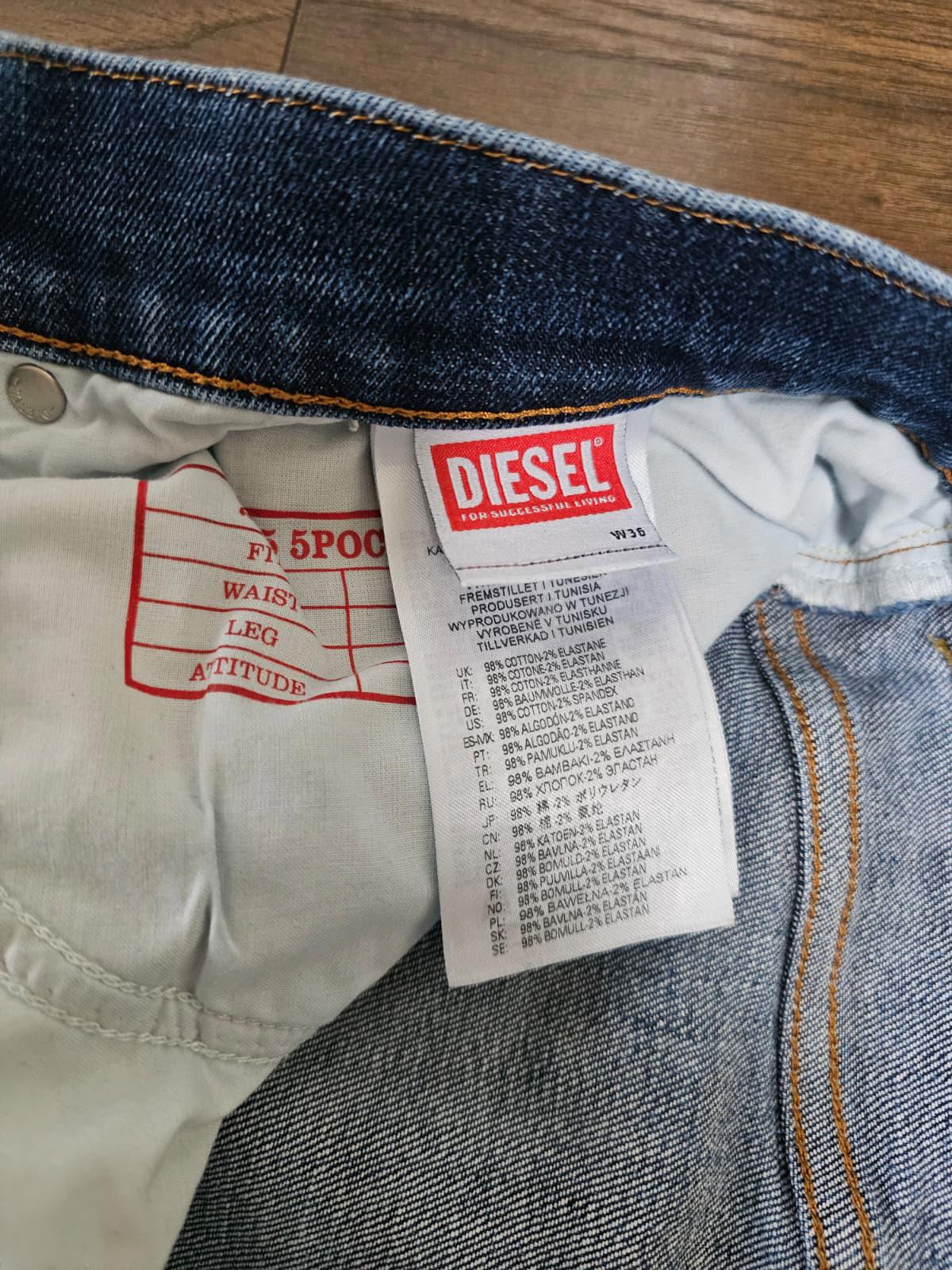 Diesel Mens Button Fly Blue Jeans Regular Taper Fit W36/26L Denim