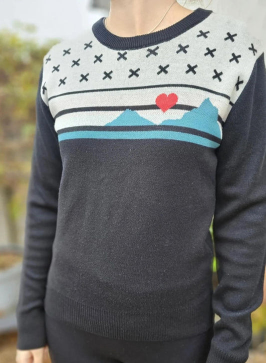 Kavu Hill Rose Pullover Mountain Heart Sweater Jumper - New With Tags- S/Small M