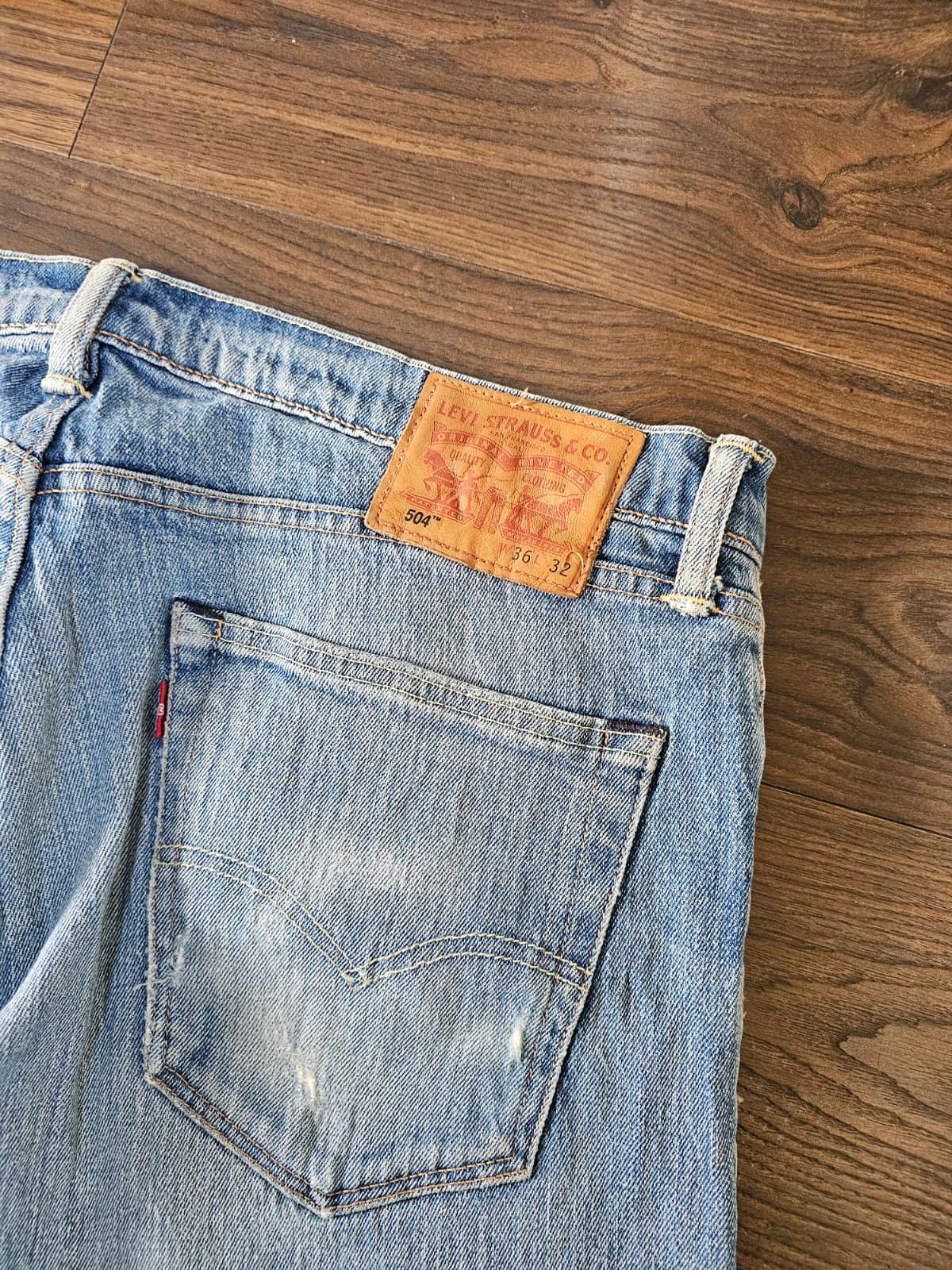 Levi's Mens Blue Jeans 504 Regular Straight W36/32L Cone Mills White Oak Denim