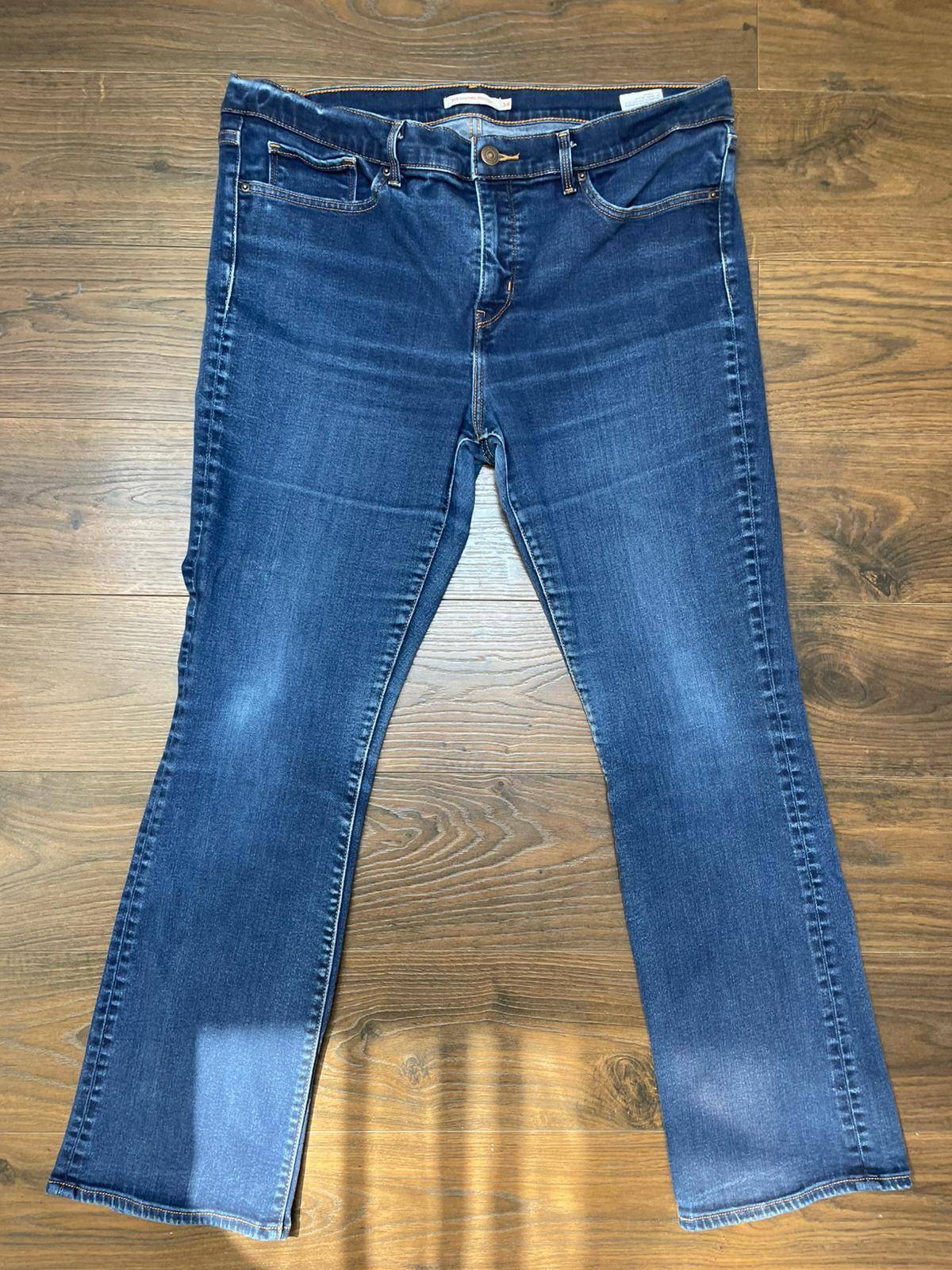 Levi's Women's 315 Shaping Boot Cut Blue Denim Jeans - W34/L29 16-18