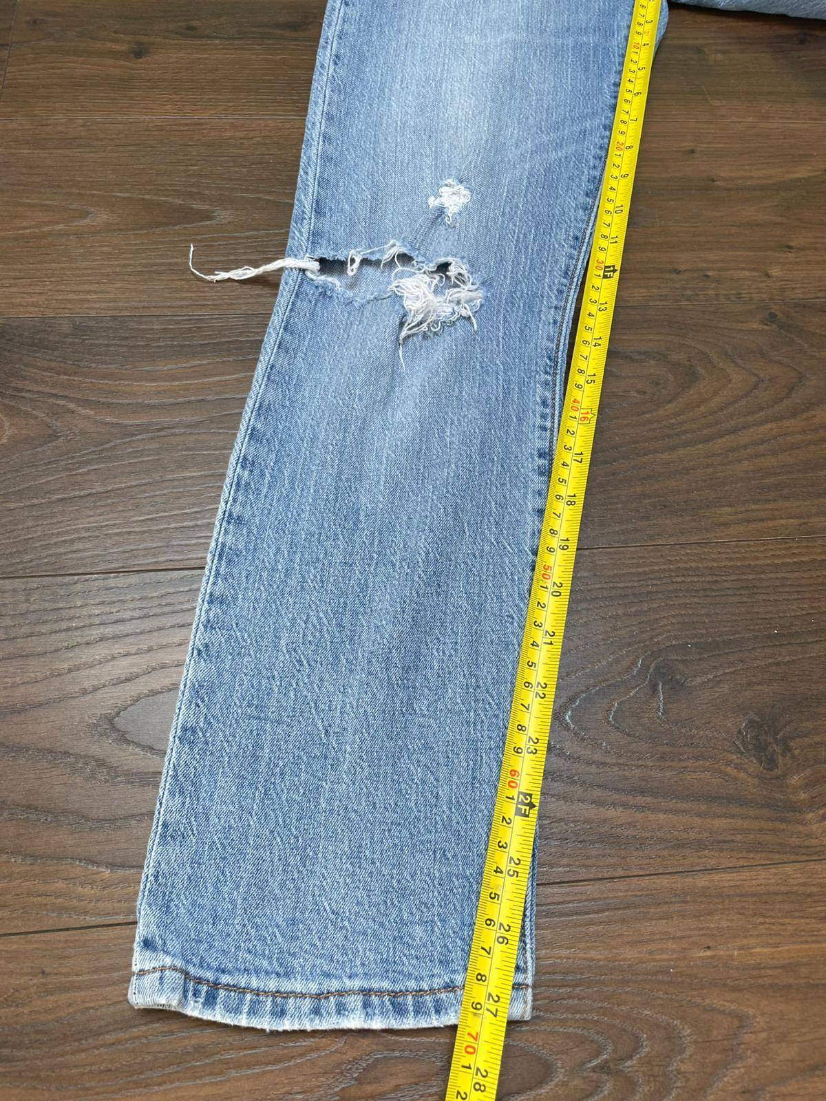 Levi's Men's 501 Straight Leg Ripped Blue Denim Jeans - W26/L27
