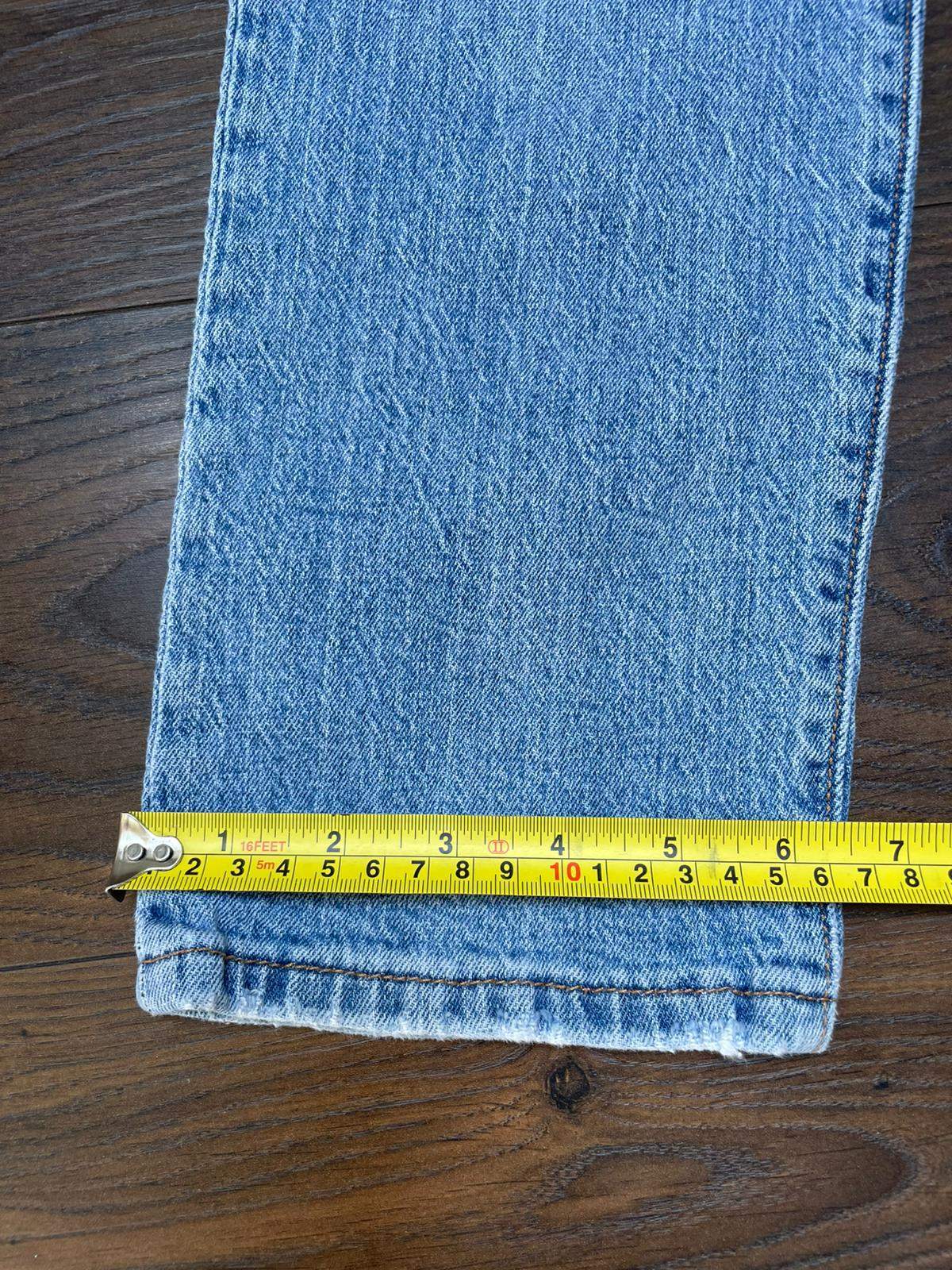 Levi's Men's 501 Straight Leg Ripped Blue Denim Jeans - W26/L27