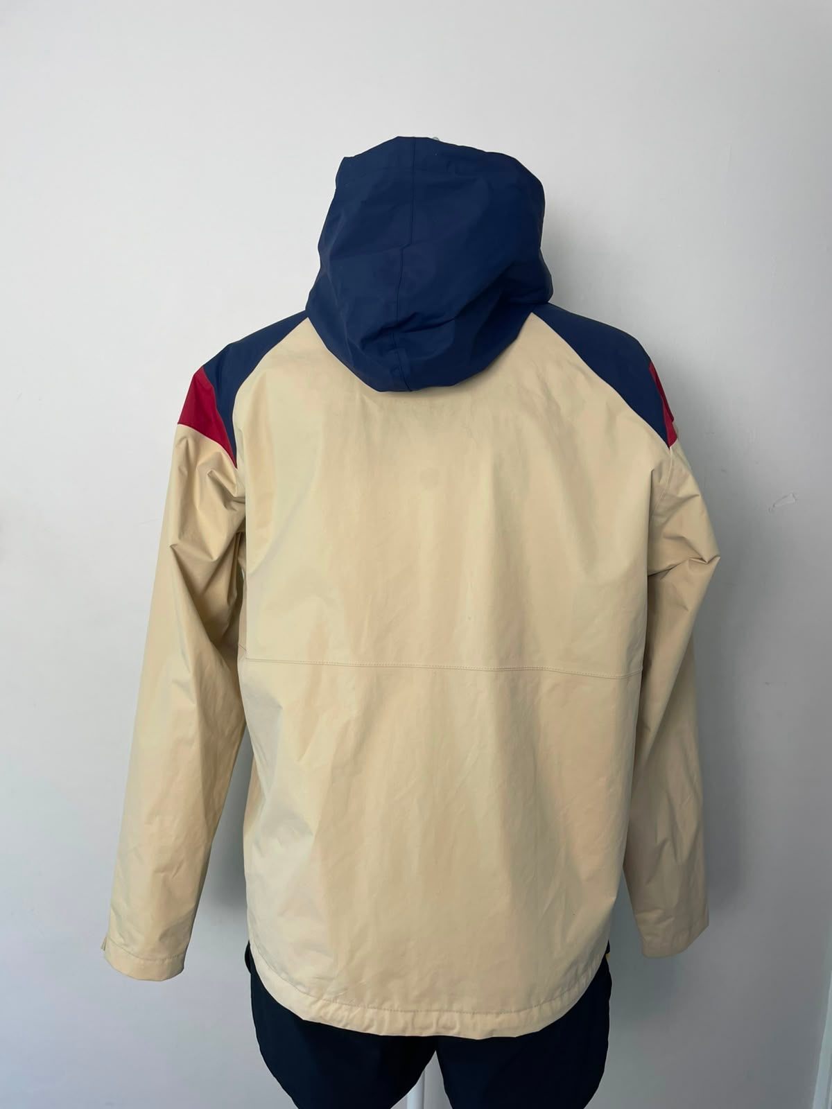 Berghaus Women's Mayeurvate Full Zip Hooded Waterproof Rain Jacket/Coat - M/Med