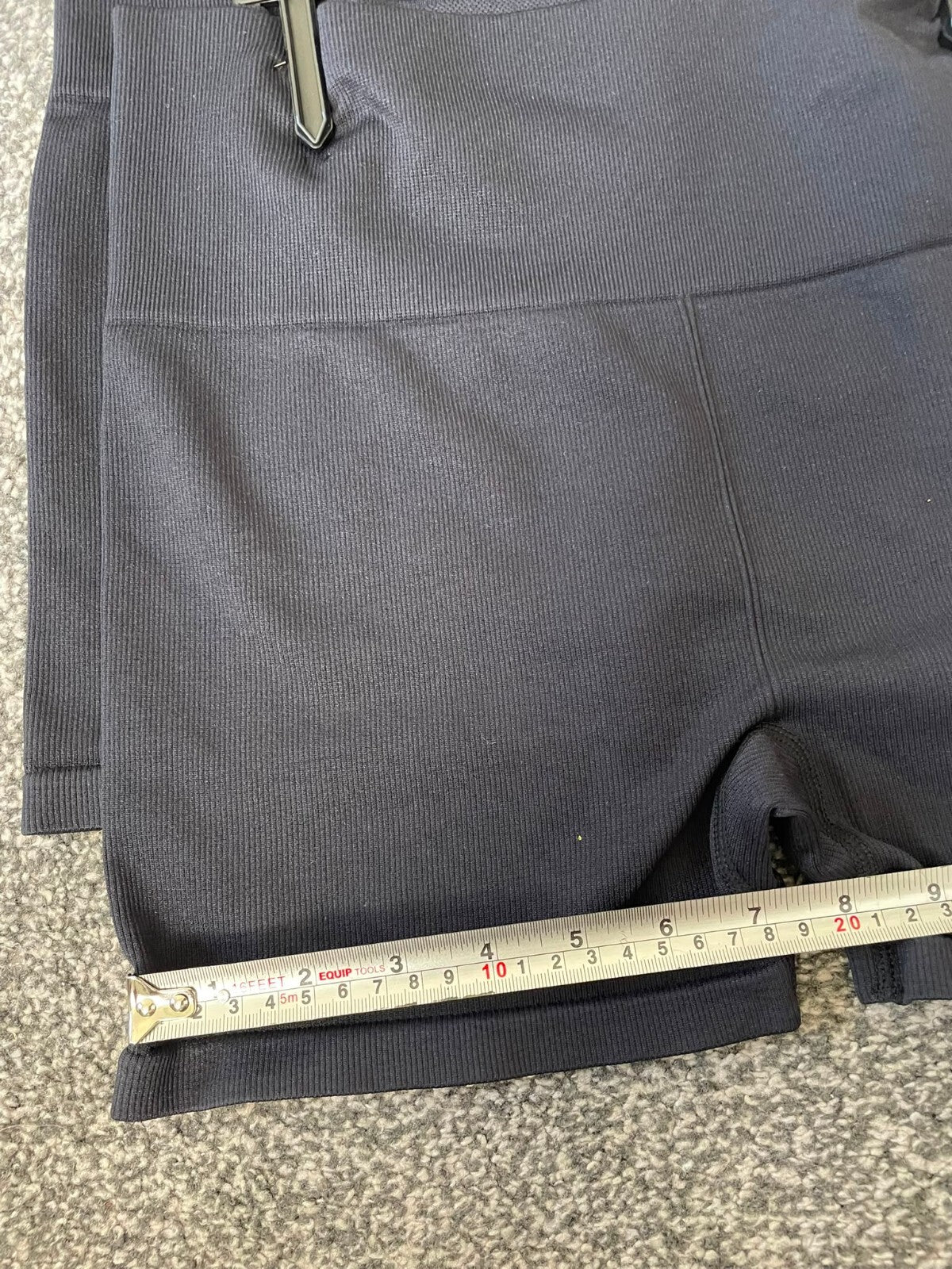 New Balance Women's Legging style Ribbed Shorts - L/Large - Black - 2 Pack
