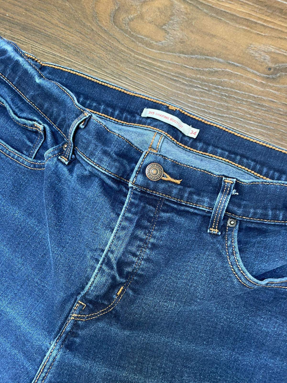 Levi's Women's 315 Shaping Boot Cut Blue Denim Jeans - W34/L29 16-18