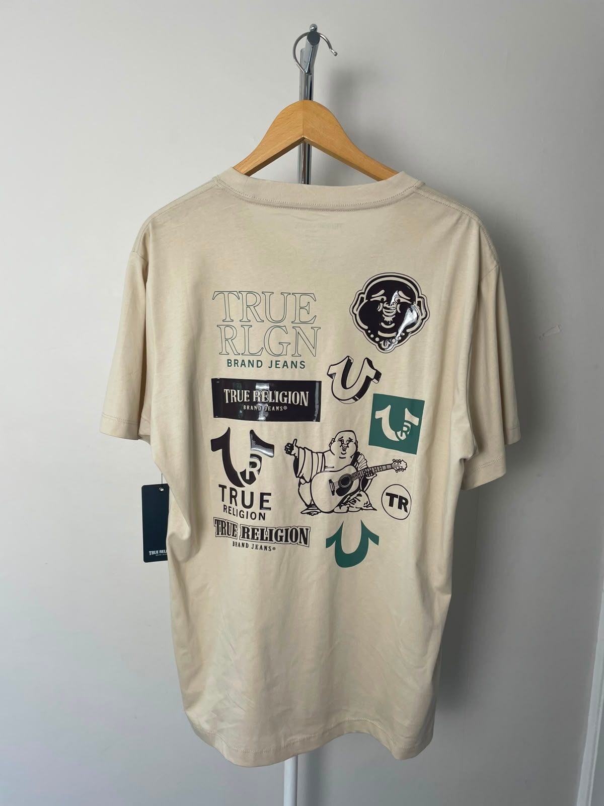 True Religion Men's Big Back Graphic Short Sleeve Tee/Top/T-Shirt  L/Large Beige