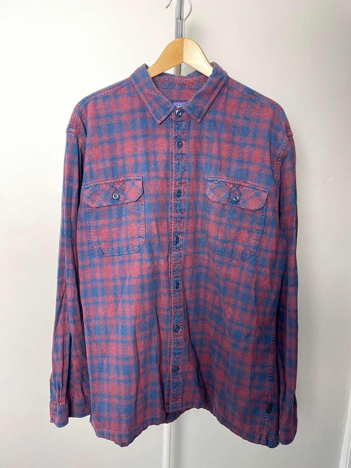 Patagonia Men's Organic Cotton Long Sleeve Check Pocket Shirt - XL/Extra Large