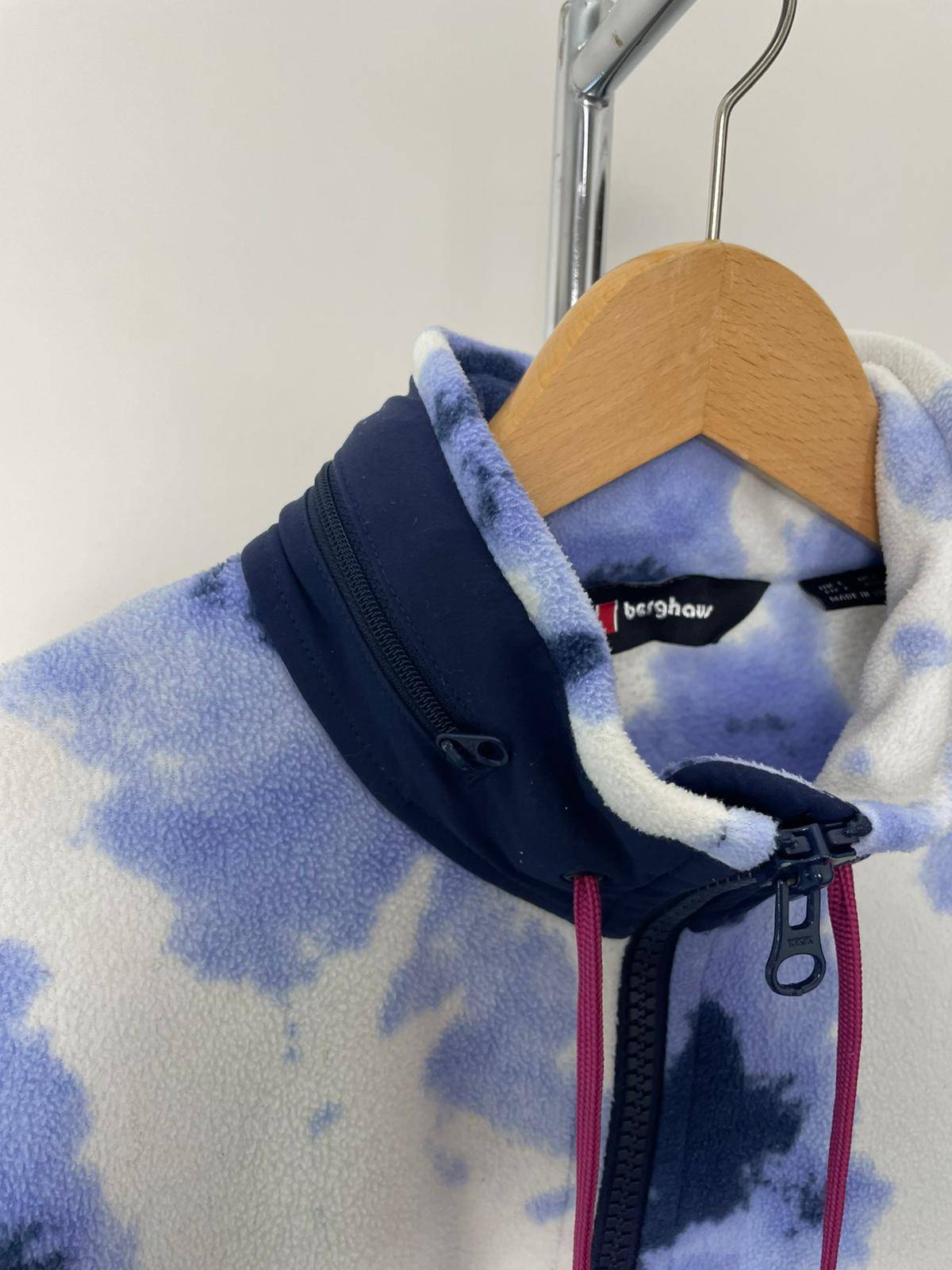 Berghaus Full Zip Ascent 91 Fleece Jacket Rollaway Hood - L/Large - Unisex