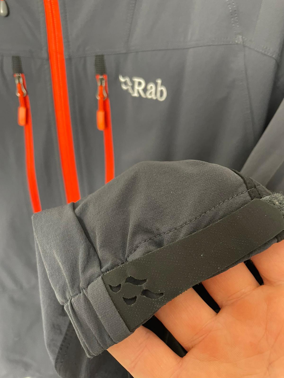 Rab Torque Mens Full Zip Hooded Technical Soft Shell Hiking Jacket - L/Large