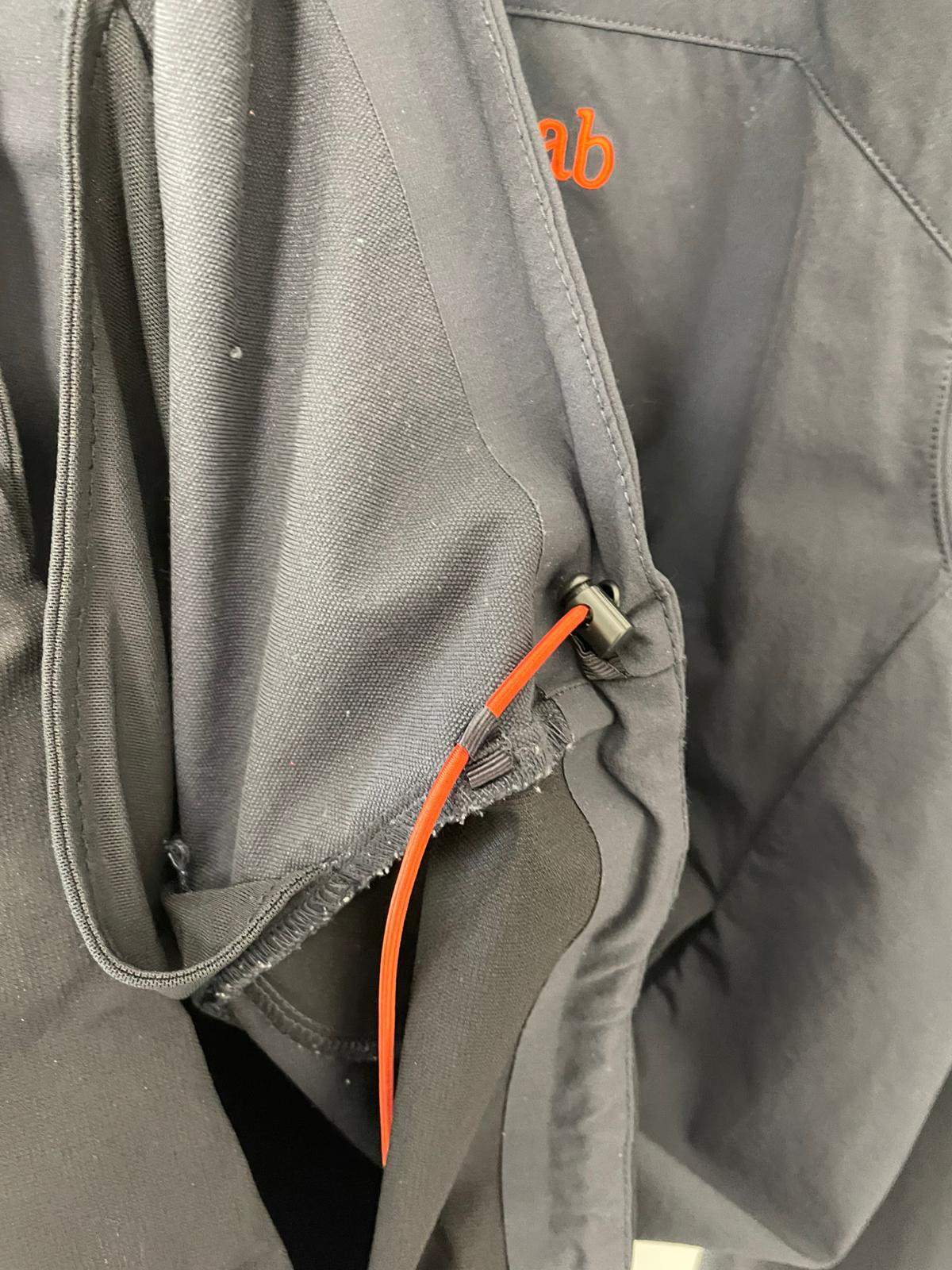 Rab Men's Soft Shell Style Full Zip Hooded Windbreaker Jacket - XL/Extra Large