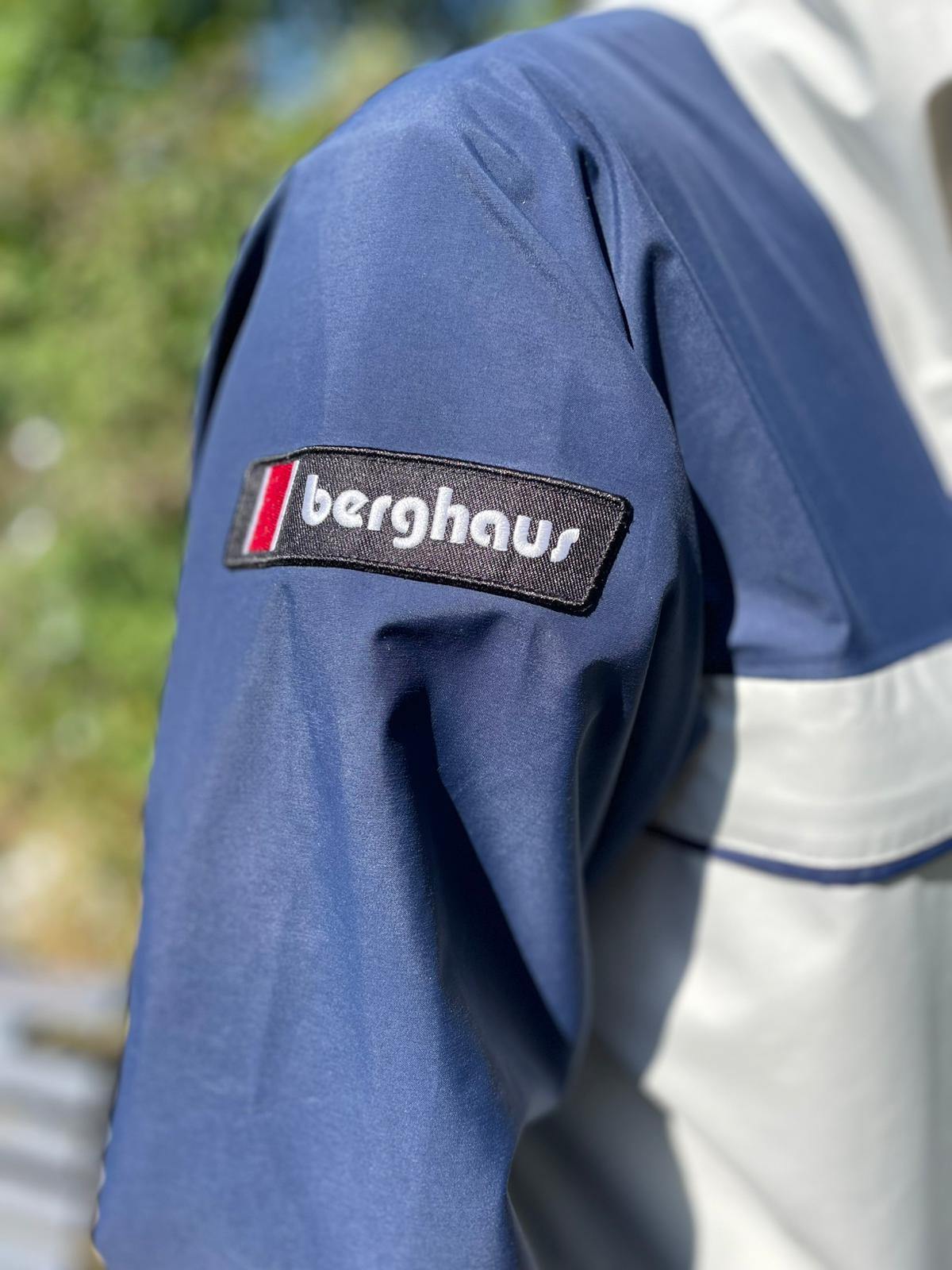 Berghaus Tempest 89 Waterproof Hooded Full Zip Rain Coat Jacket L/Large