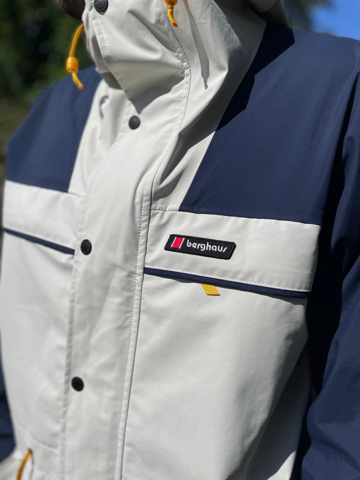 Berghaus Tempest 89 Waterproof Hooded Full Zip Rain Coat Jacket L/Large