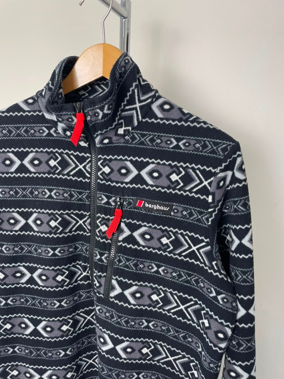 Berghaus Dean Street 1/4 Zip Pullover Lightweight Aztec Print Fleece Jumper - M