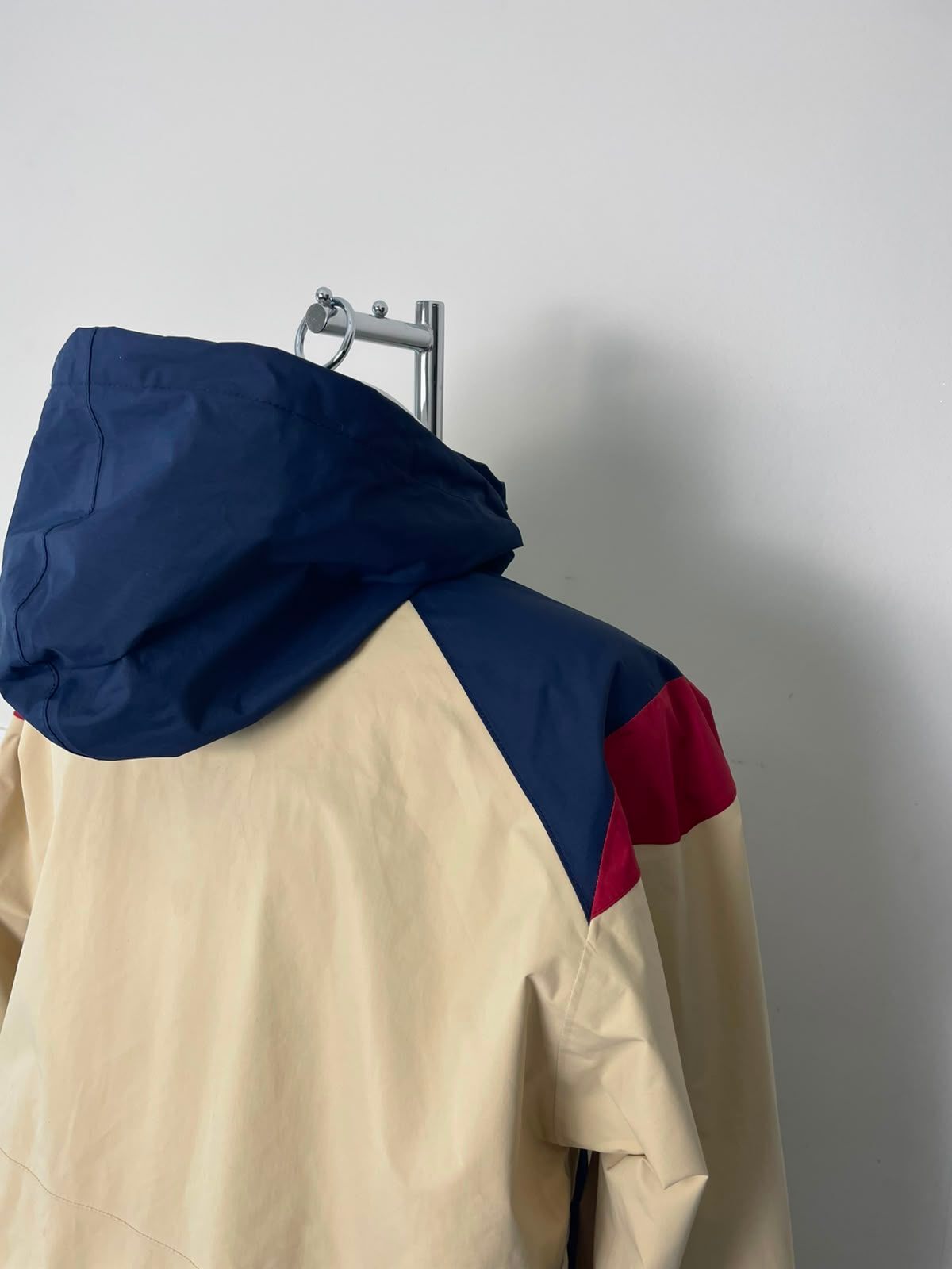 Berghaus Women's Mayeurvate Full Zip Hooded Waterproof Rain Jacket/Coat - M/Med