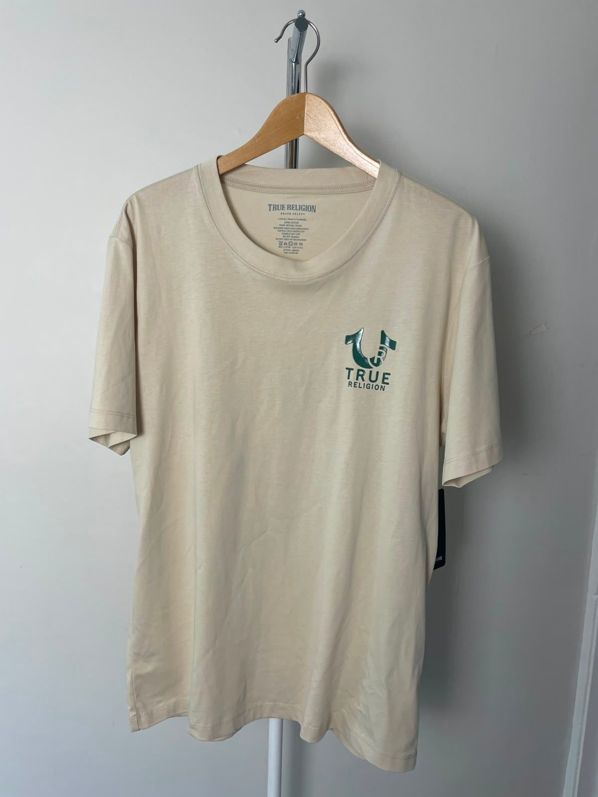 True Religion Men's Big Back Graphic Short Sleeve Tee/Top/T-Shirt  L/Large Beige