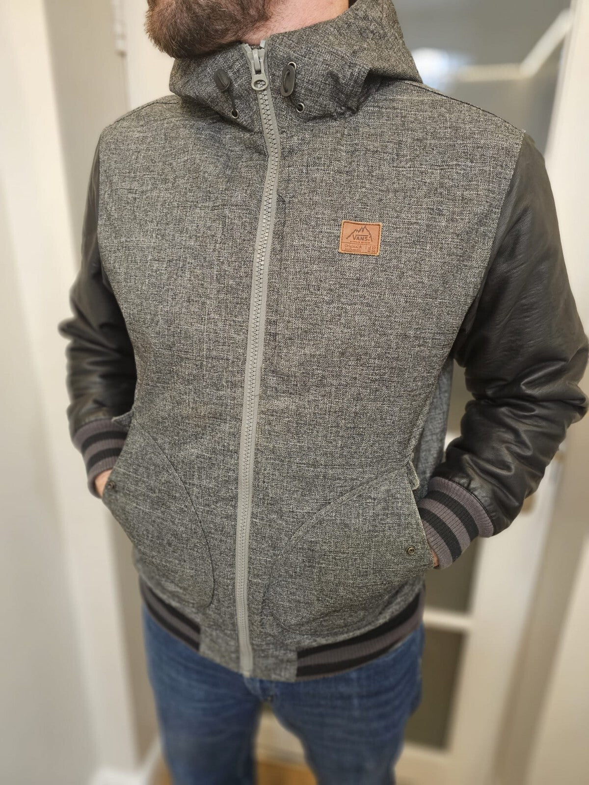 Awesome Vans Rutherford Mountain Edition Jacket Coat M/Medium Full Zip Winter**