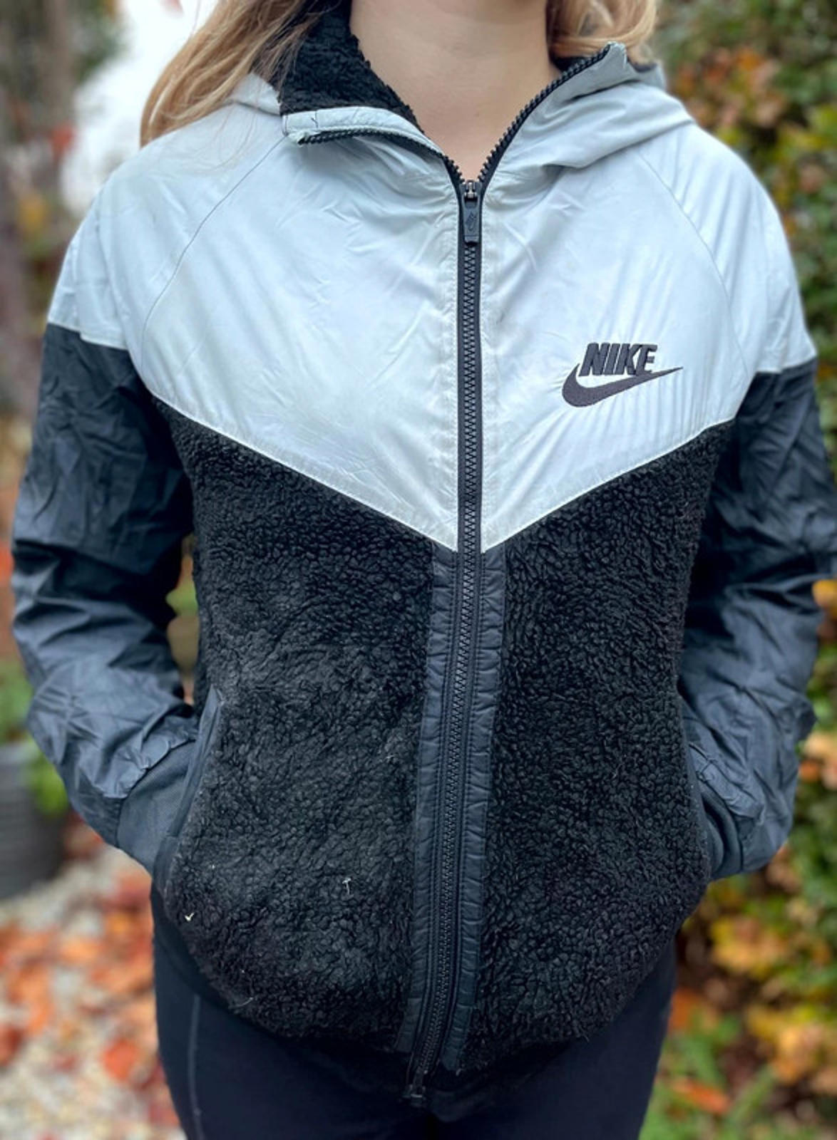 Nike Womens Fleece Sports Jacket - 6/8