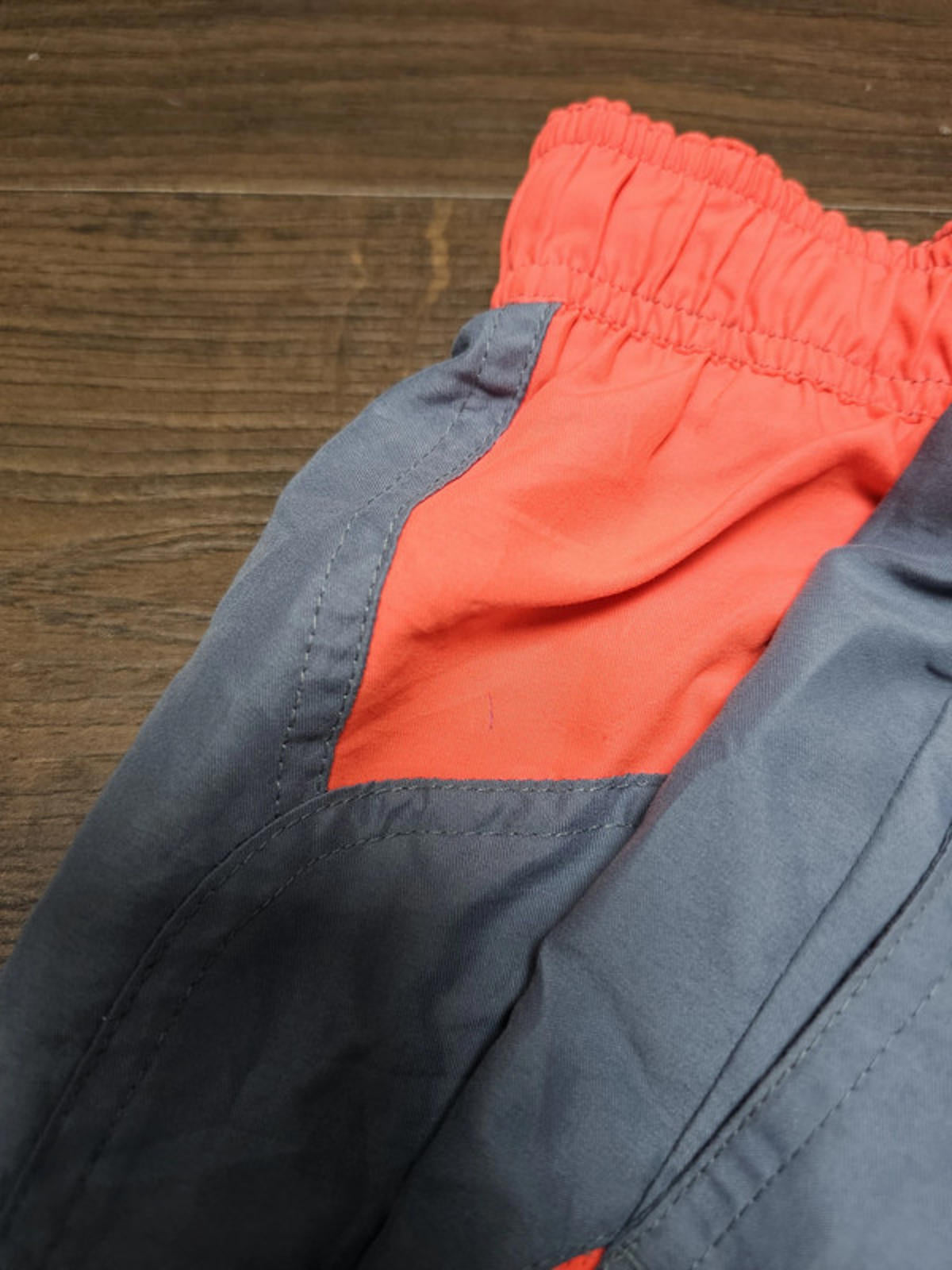 Nike Activewear/Casual/Swim Grey Shorts - S/Small Gym Holiday Workout Festival