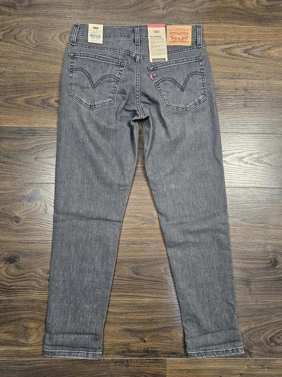 Levi's Womens Boyfriend Fit Mid Rise Tapered Leg washed Black Jeans - W26/L27