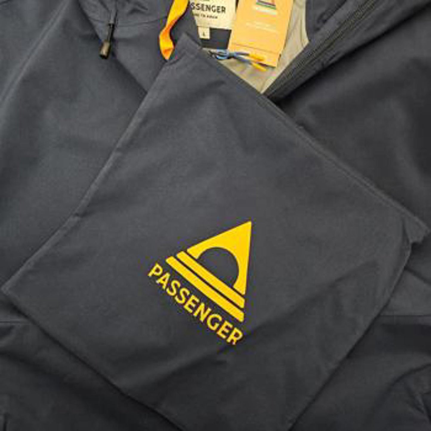 Passenger Womens Full Zip Hooded Technical Waterproof Rain Jacket/Coat - L/Large