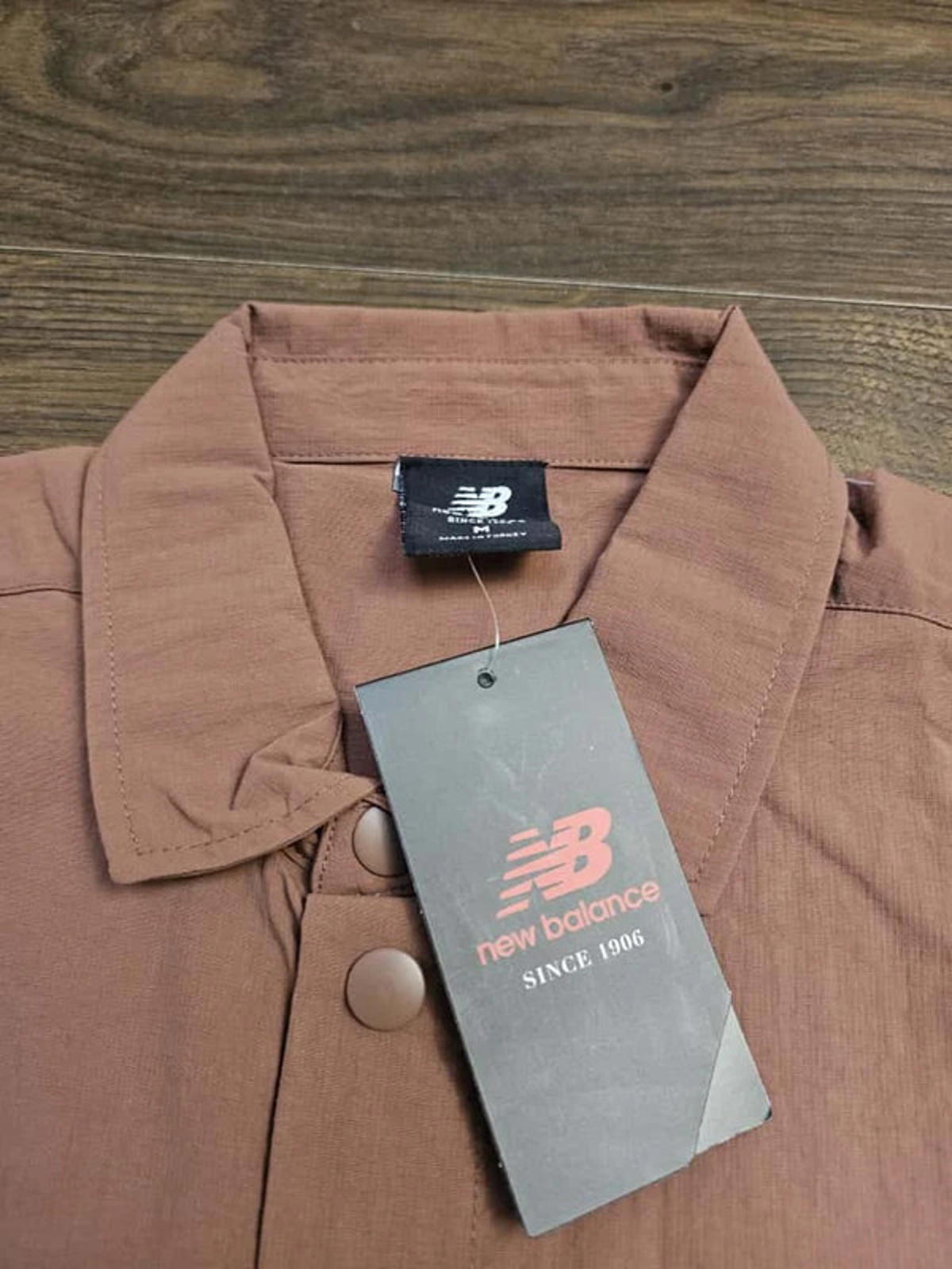 New Balance Mens Sleeve Activewear Brown Shirt - M/Medium