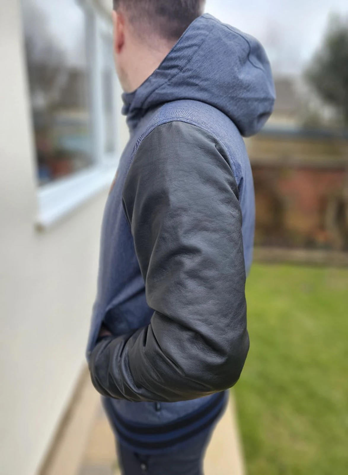 Awesome VANS Blue/Black Full Zip Hooded Coat/Jacket - M/Medium