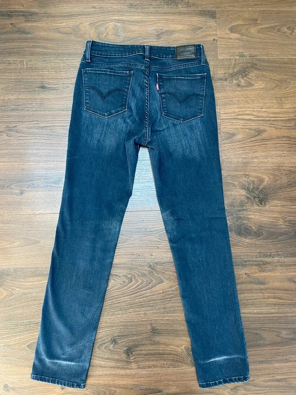 Levi’s Women’s 712 Slim Fit Blue Denim Jeans - W29/L30