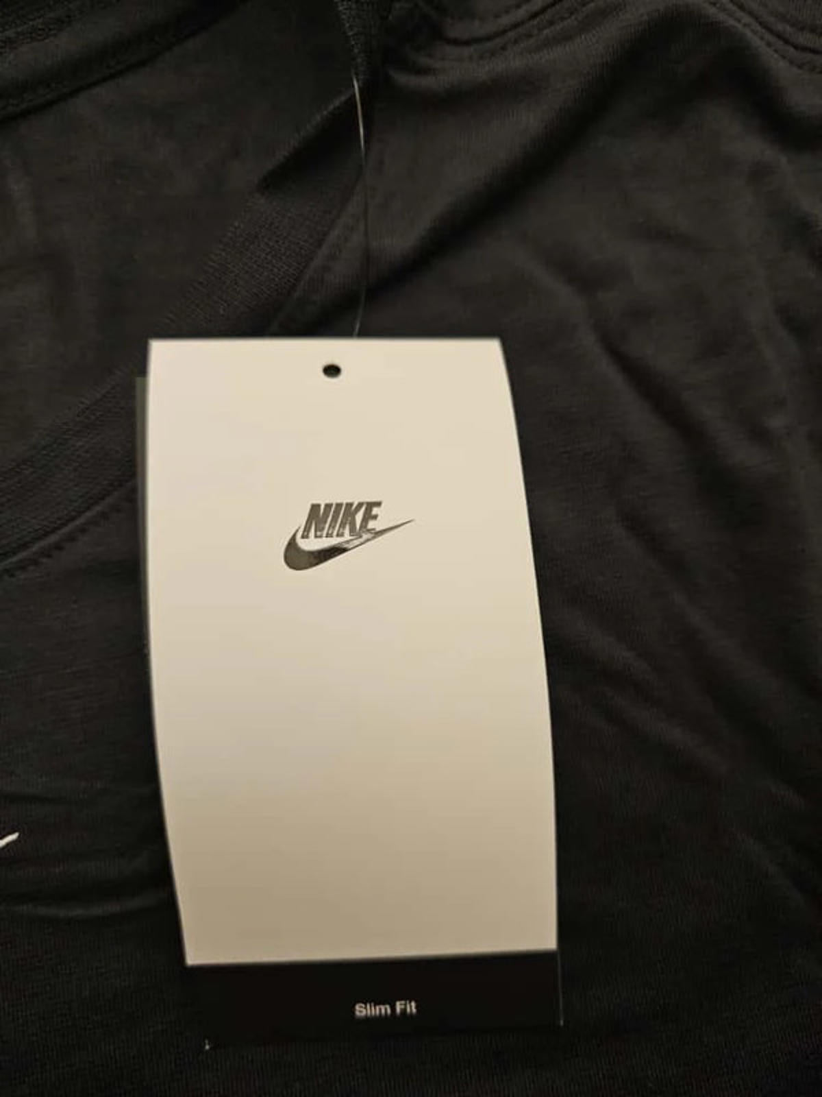 Nike Womens Slim Fit Short Sleeve Cropped T-Shirt - XL/Extra Large - Black