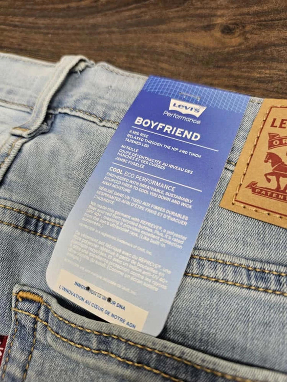Levi's Womens Boyfriend Fit Mid Rise Tapered Leg Blue Jeans - W26/L30