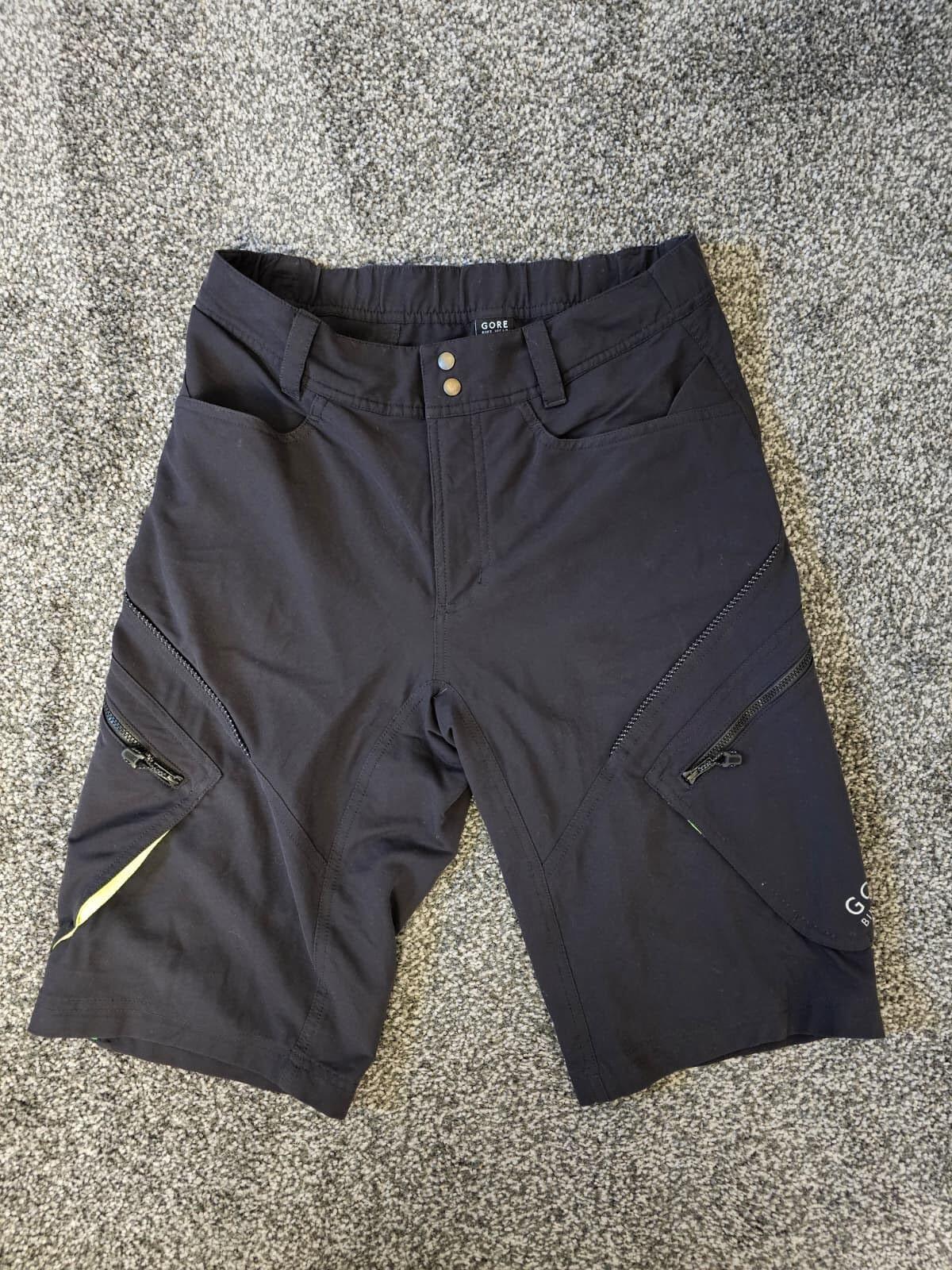 GORE Bike Wear Cyling Mountain Biking Trail Shorts - S/Small W28 - Black