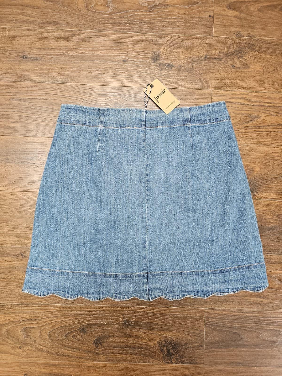 Joanie Women's Denim A Line Button Through Pocket Skirt - 18 / W36 - Blue