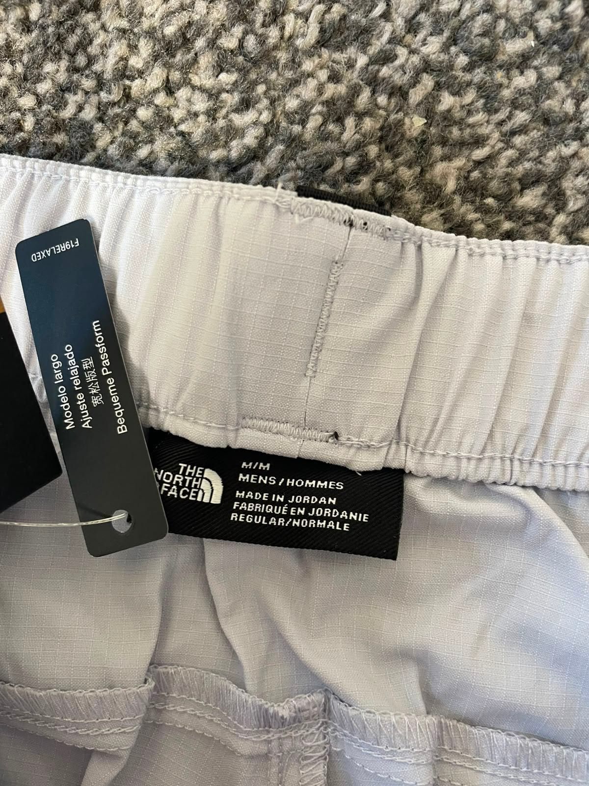 The North Face Men's Water Resistant Walking/Hiking/Travel  Shorts M/32-34 Grey