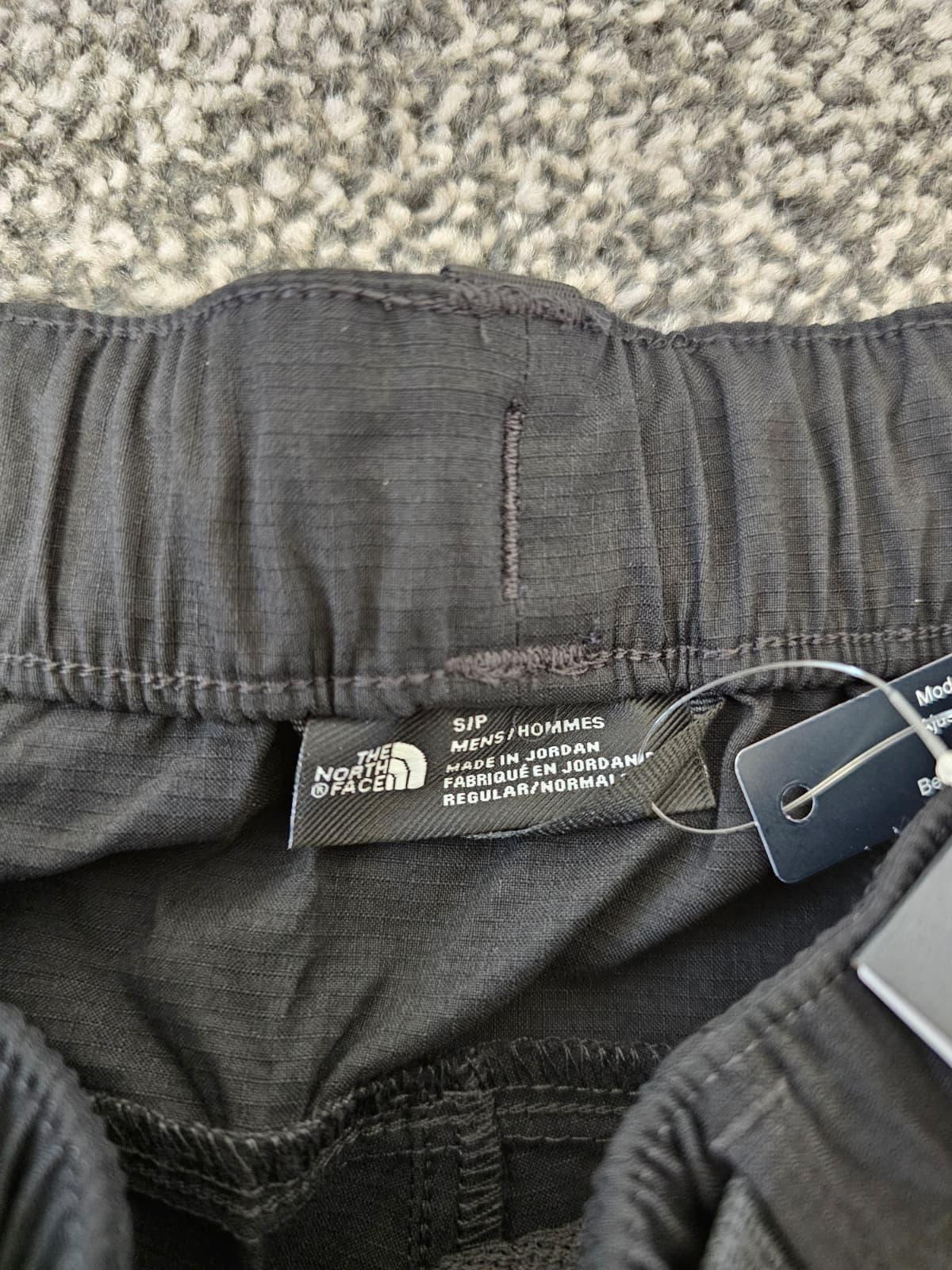The North Face Black Flash Dry Water Resistant Casual/Walking Shorts - S/30-32