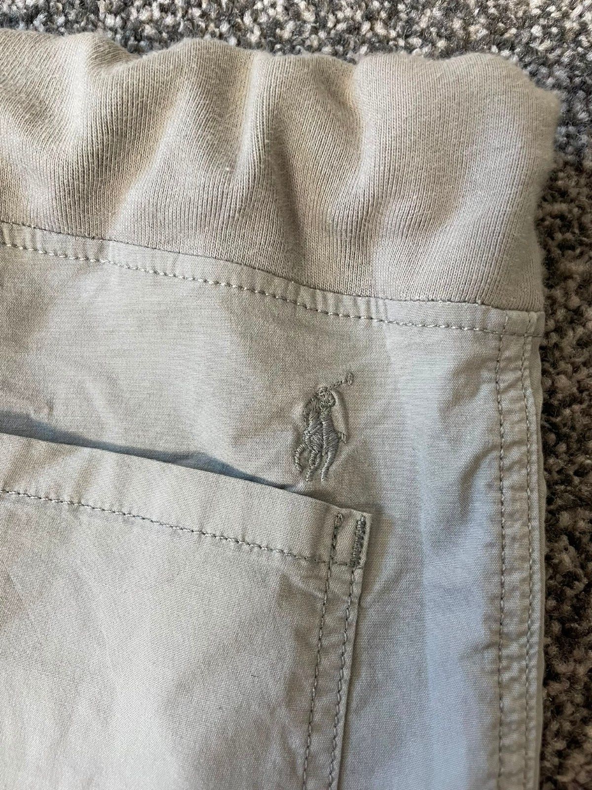Polo Ralph Lauren Men's Relaxed Fit Chino Style Short - L/Large - W36 - Grey